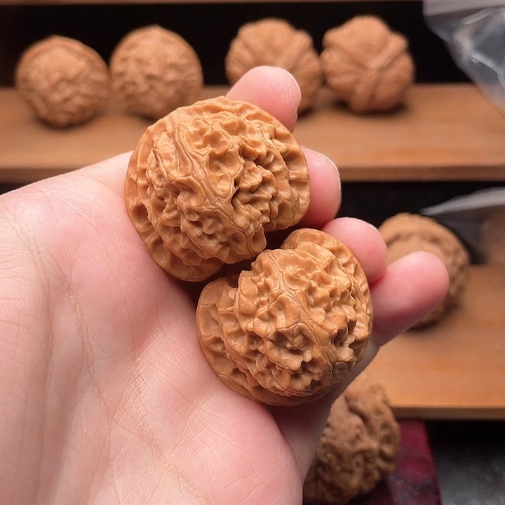 吊坠文玩核桃37毕业全品红皮苹果园