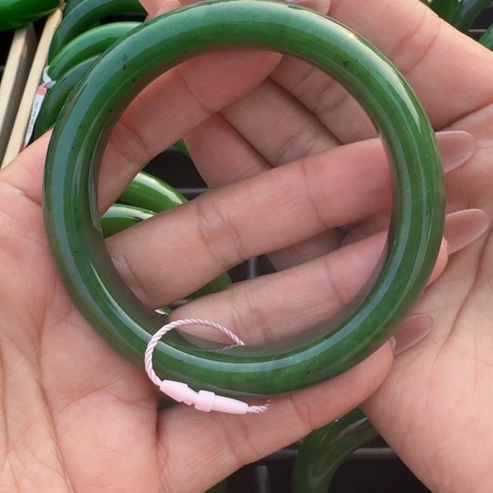 和田玉（碧玉）手镯未镶嵌