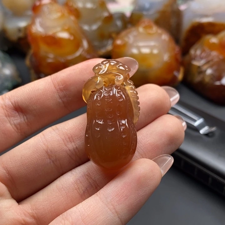 玛瑙/玉髓未镶嵌颈饰