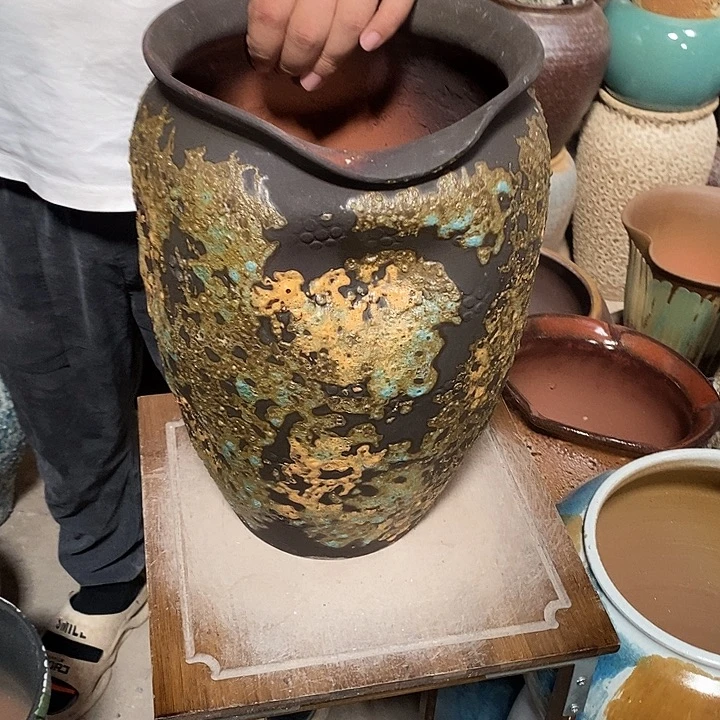 紫砂花盆口21高度35黑茶………