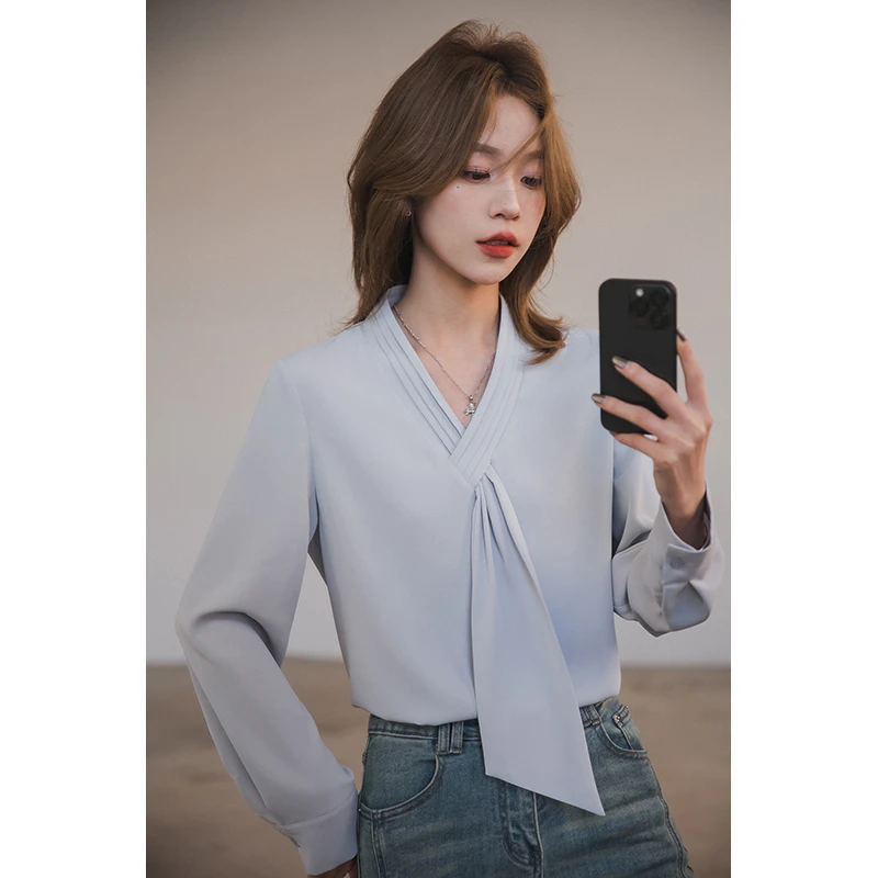 小谷粒颜控衬衫 雪纺衫女春季新款通勤风小衫V领飘带长袖极简上衣