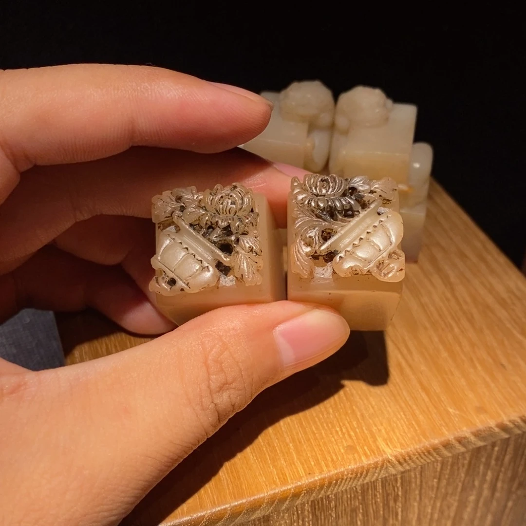 刘***寿山石收藏作品石