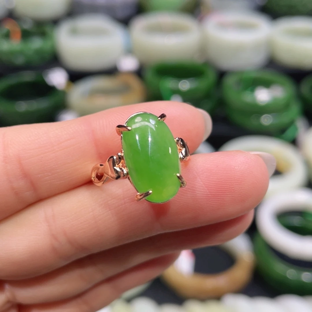 未镶嵌戒指和田玉