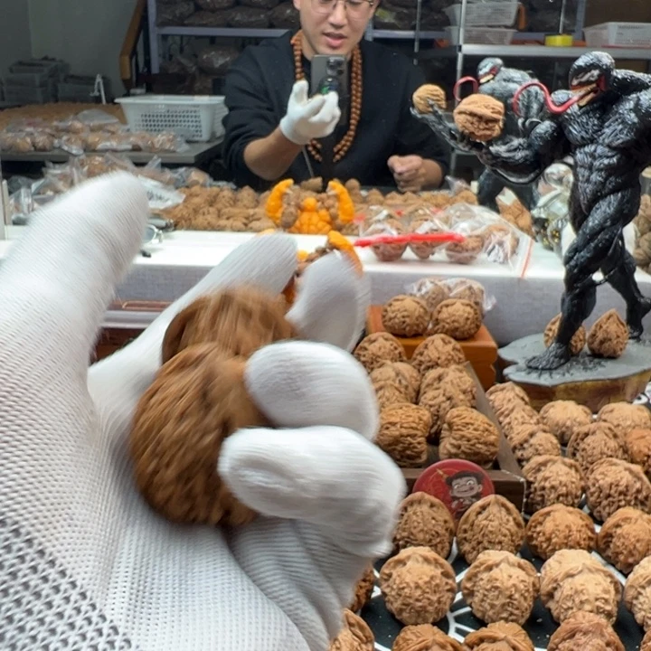 风***度吊坠文玩核桃逐鹿三角