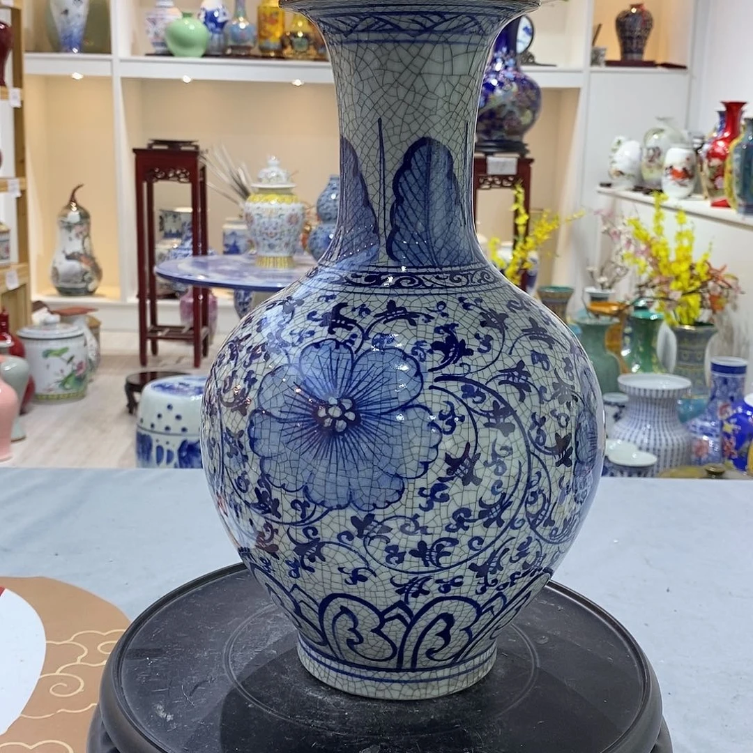 正***正陶摆件两个32cm开片青花赏瓶