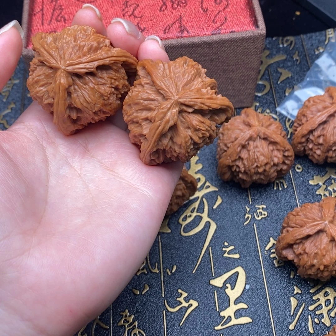 郝***身吊坠文玩核桃11111111111