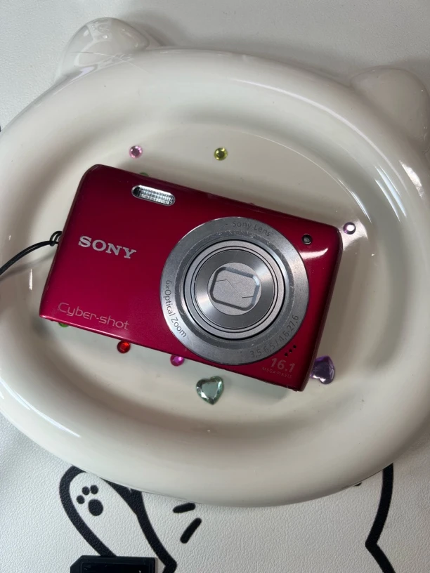 95新 Sony/索尼 w670 1610w6x 清晰冷白皮 二手no退换