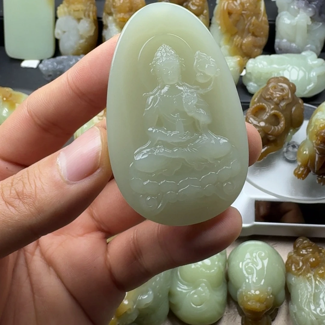 和田玉未镶嵌挂件