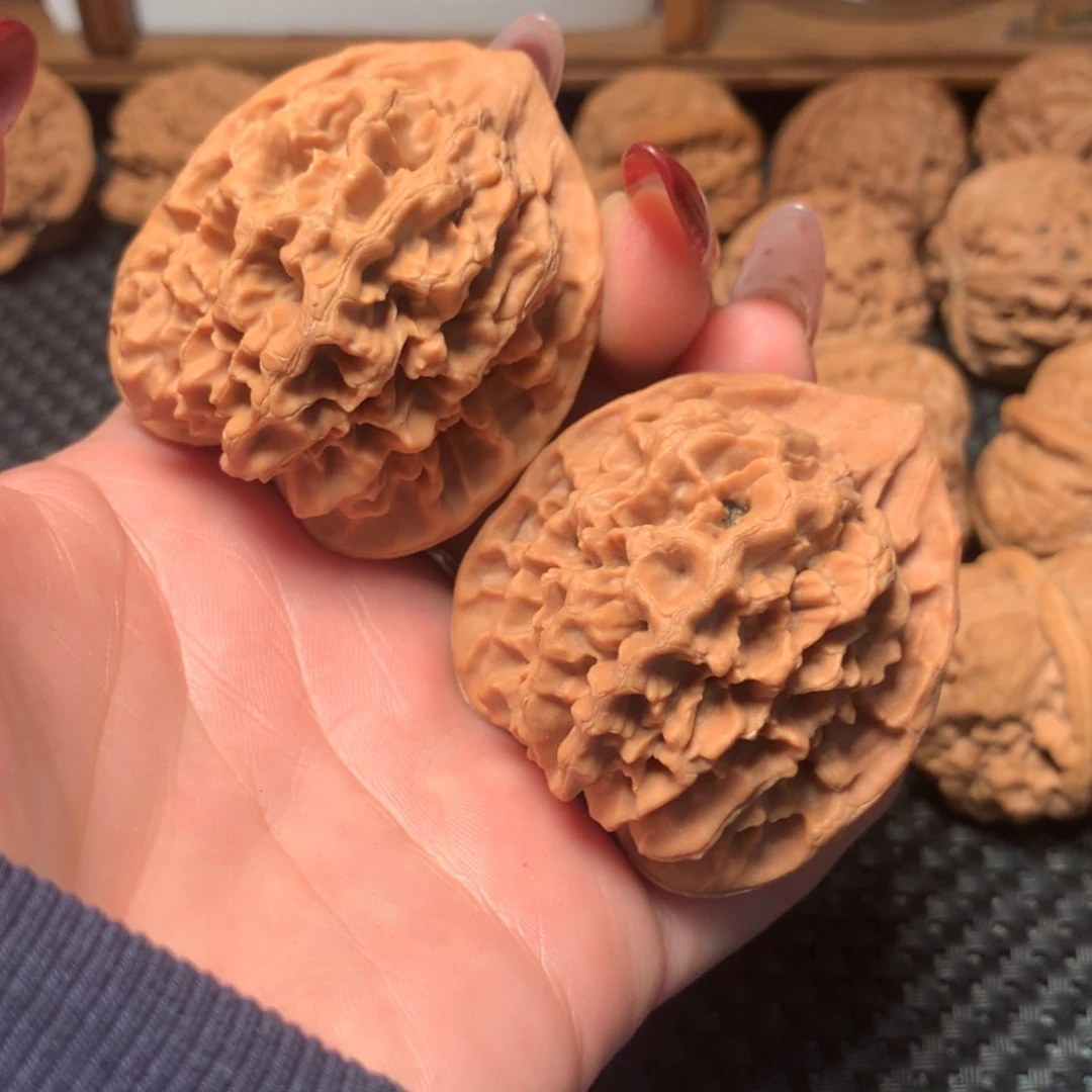 【闪购商品】文玩核桃吊坠帝王