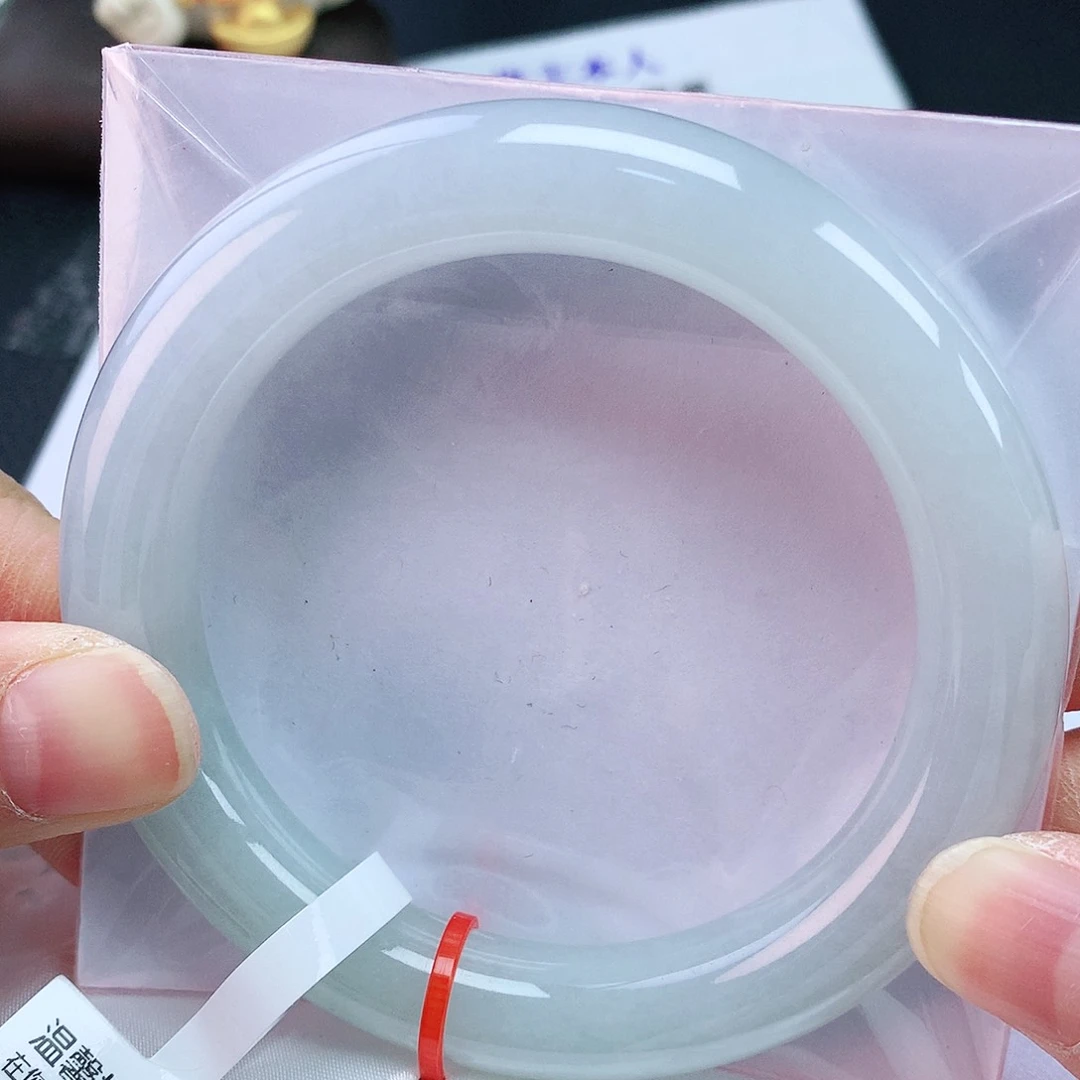 翡翠手镯未镶嵌57胖