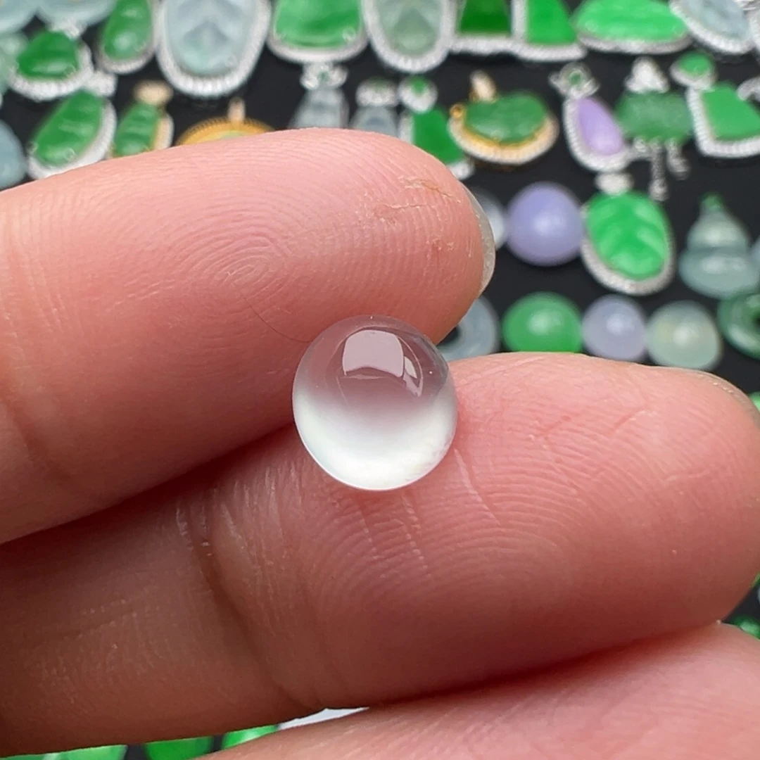 翡翠颈饰未镶嵌蛋7.4