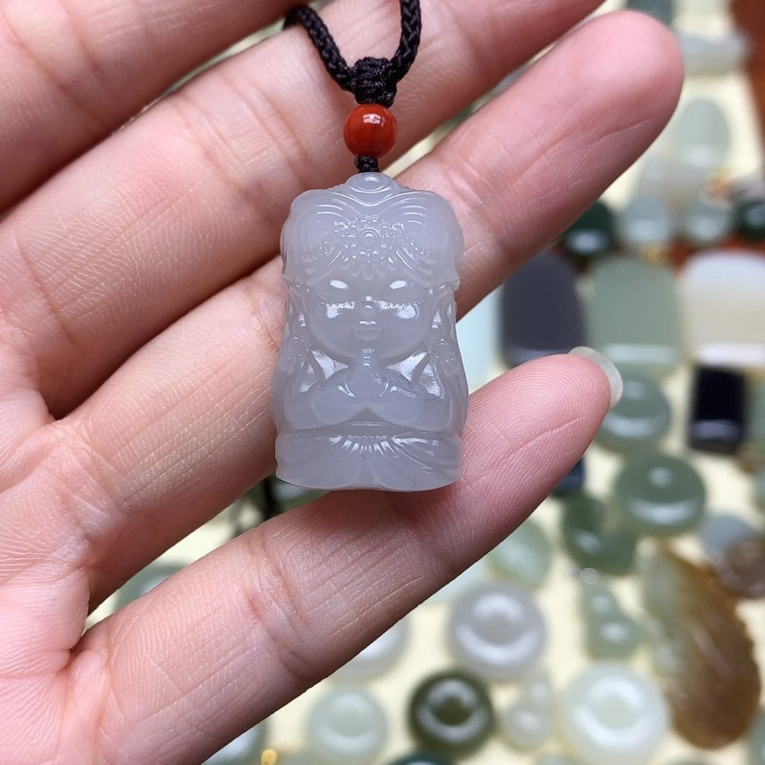 如***祥颈饰未镶嵌和田玉