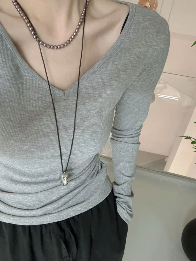 CJ法式天丝螺纹大V领长袖打底衫