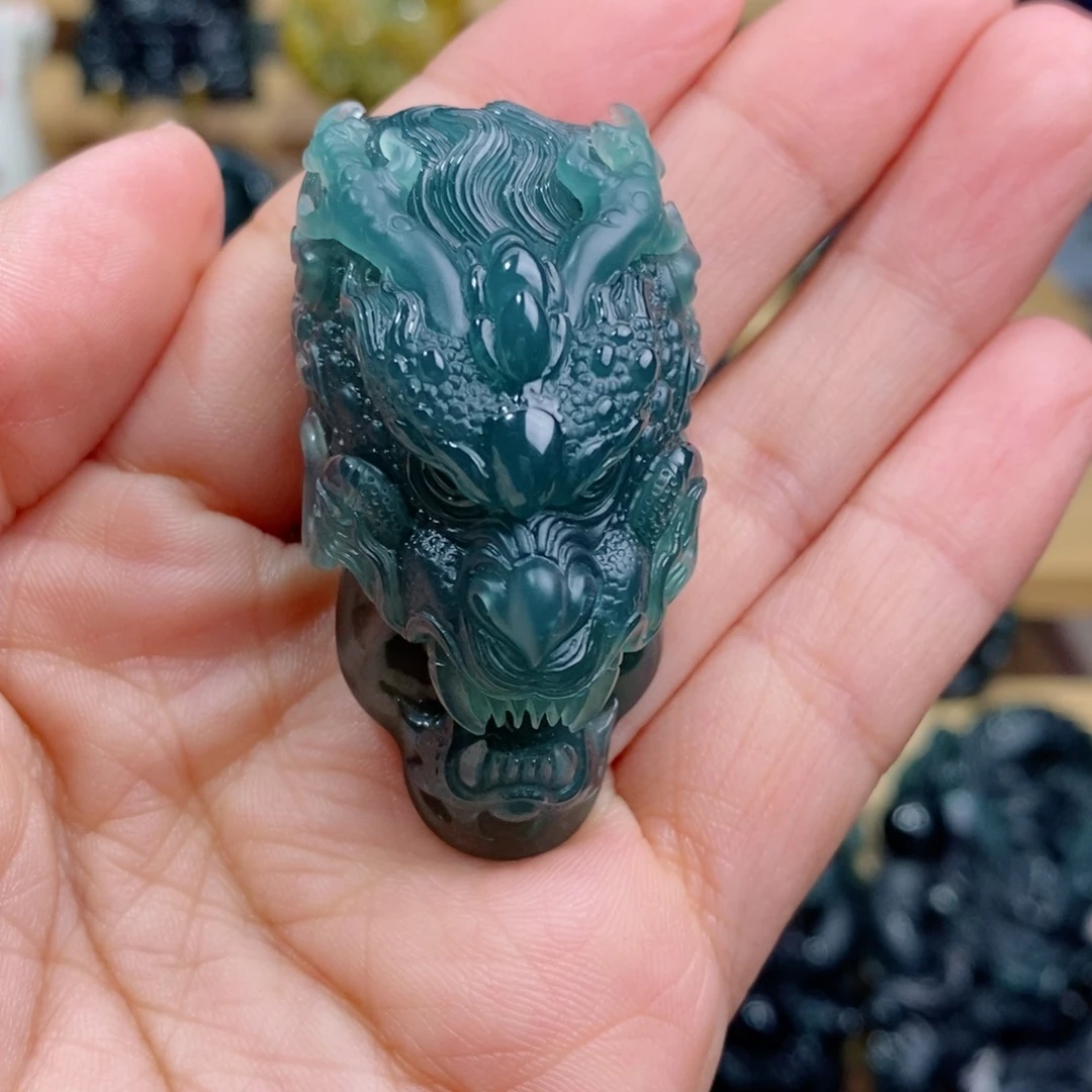 翡翠颈饰未镶嵌欧**德龙头