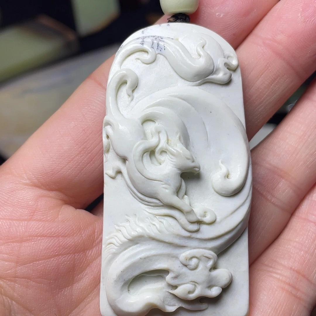 用***3岫岩老玉（透闪石质玉）未镶嵌手链