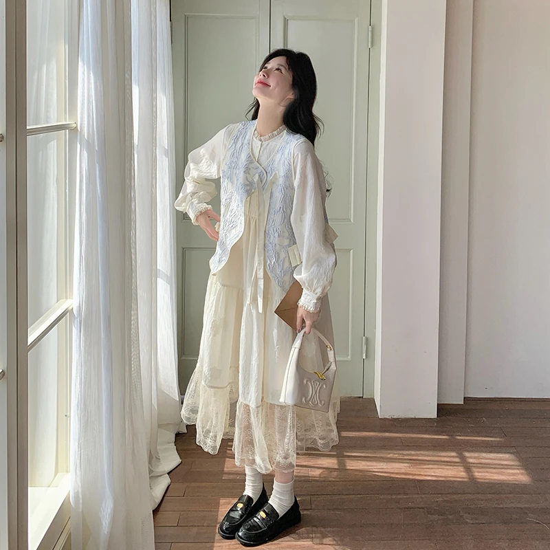 法式蕾丝拼接马甲两件套女春2025新款度假风超仙初恋连衣裙套装