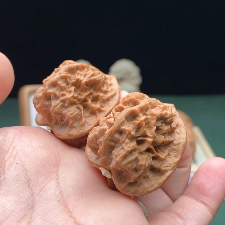 文玩核桃把件爱**水壁骨