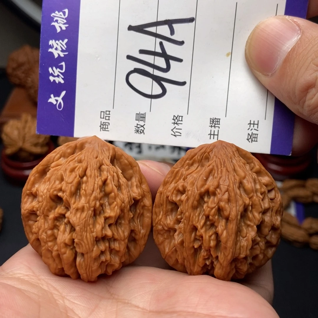 文玩核桃吊坠40虎头
