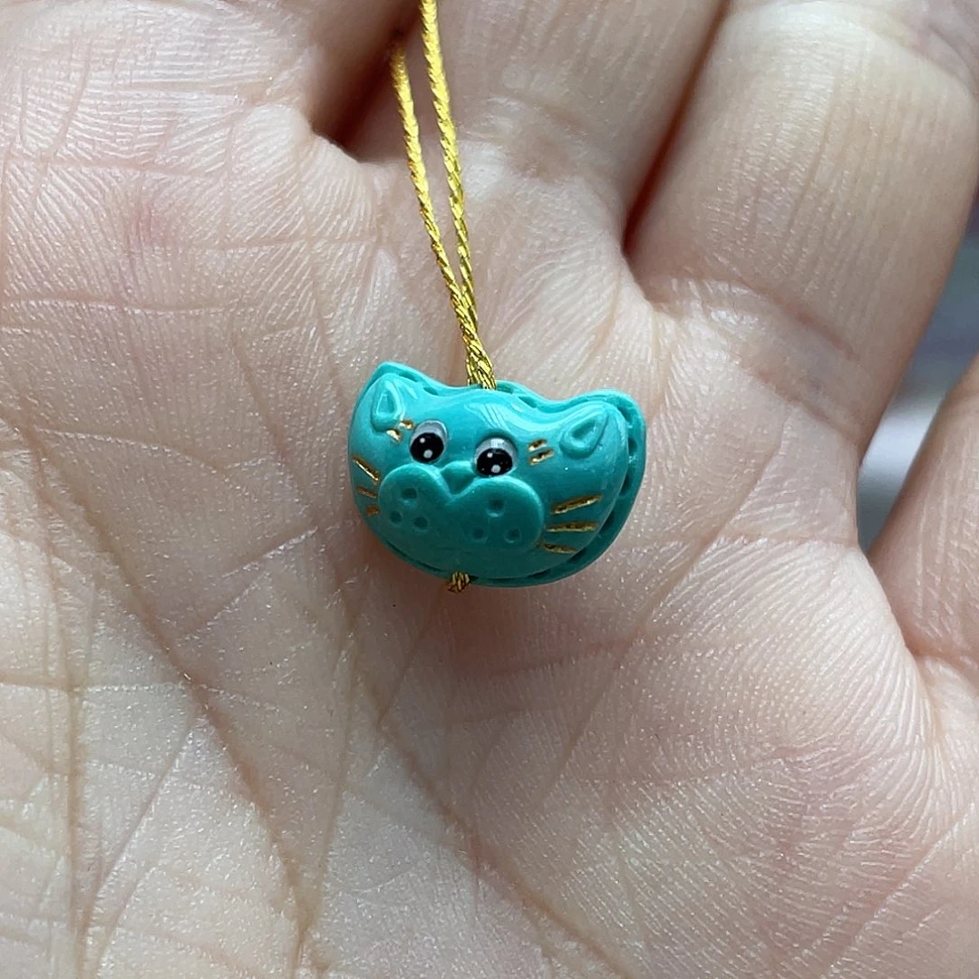 绿松石未镶嵌颈饰