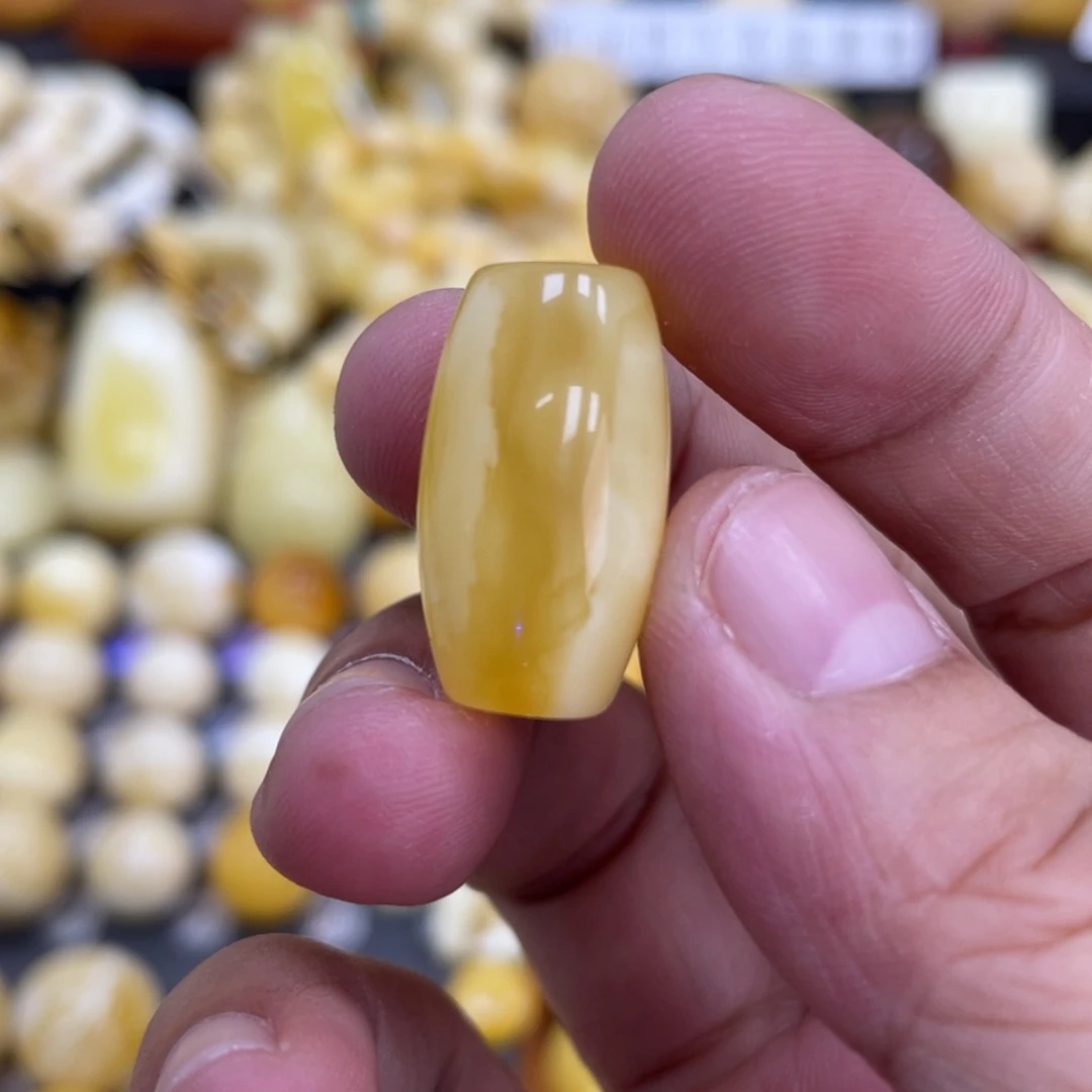 未镶嵌琥珀珠宝奇石12.6*22.6mm皮色