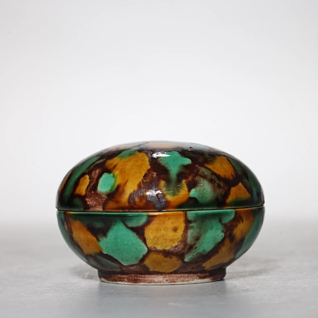 4300清晚期·素三彩印泥盒【古董拍卖】