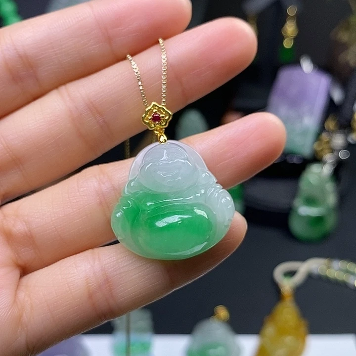 翡翠未镶嵌吊坠(赠链)