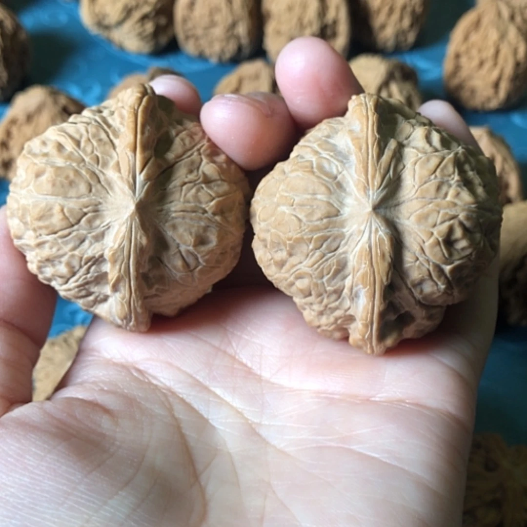 【闪购商品】文玩核桃把件随*起南瓜墩