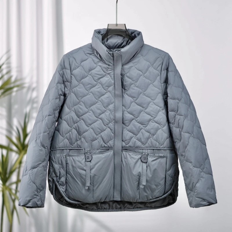 朗S系列  F118   女装时尚秋冬立领羽绒服极致灰8Q523Y236