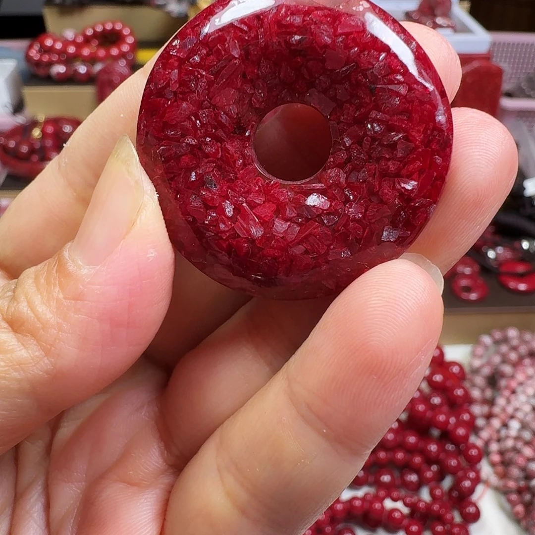 天然辰砂天然晶体，平安平安扣