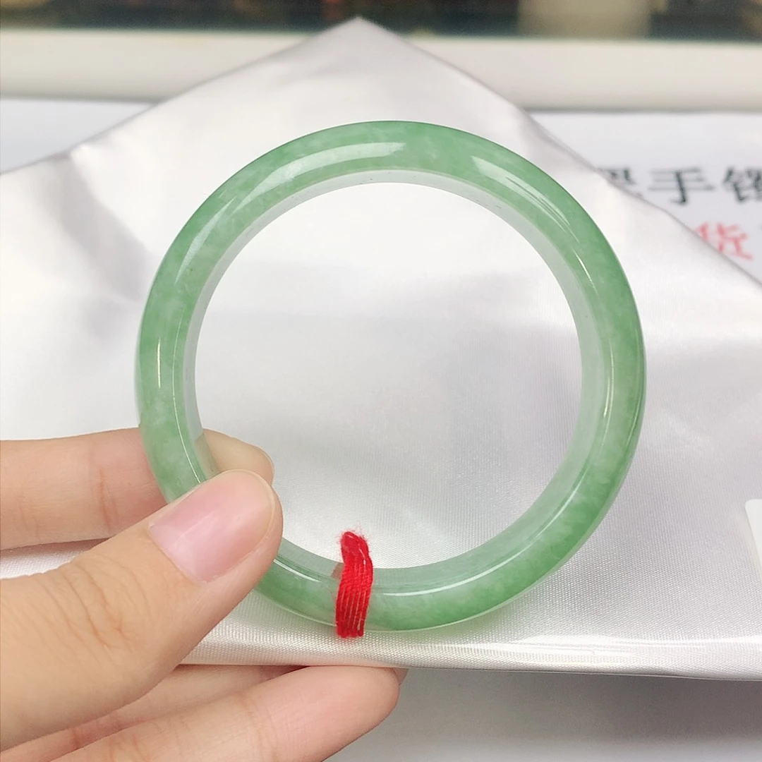 翡翠手镯未镶嵌6805正
