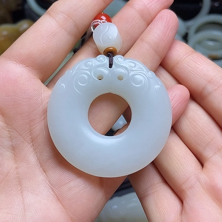 和田玉未镶嵌吊坠(不含链)