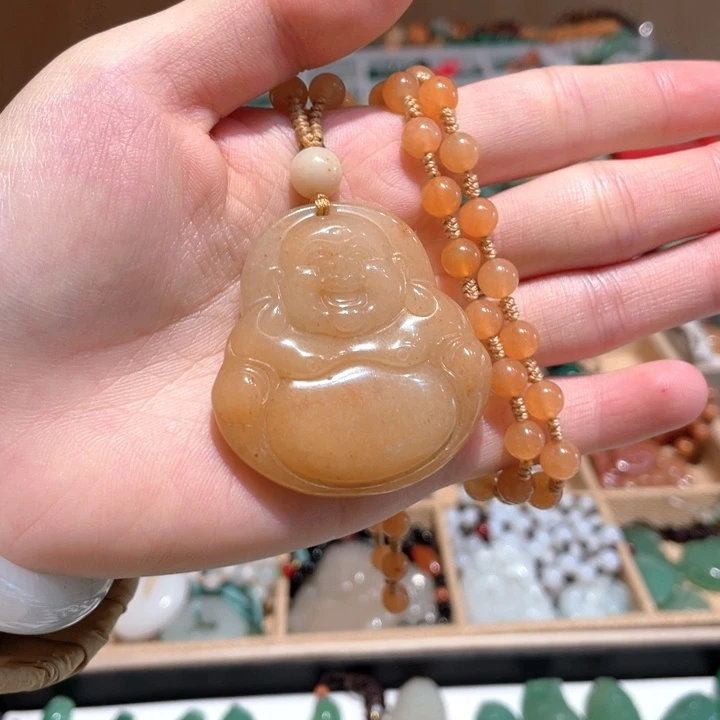 石英质玉未镶嵌颈饰