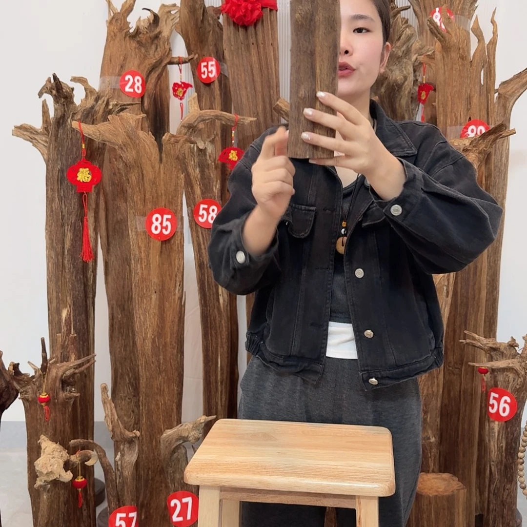 沉香碎屑沉香原材料