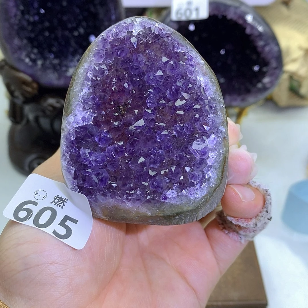 未镶嵌紫晶大型摆件（非配饰）