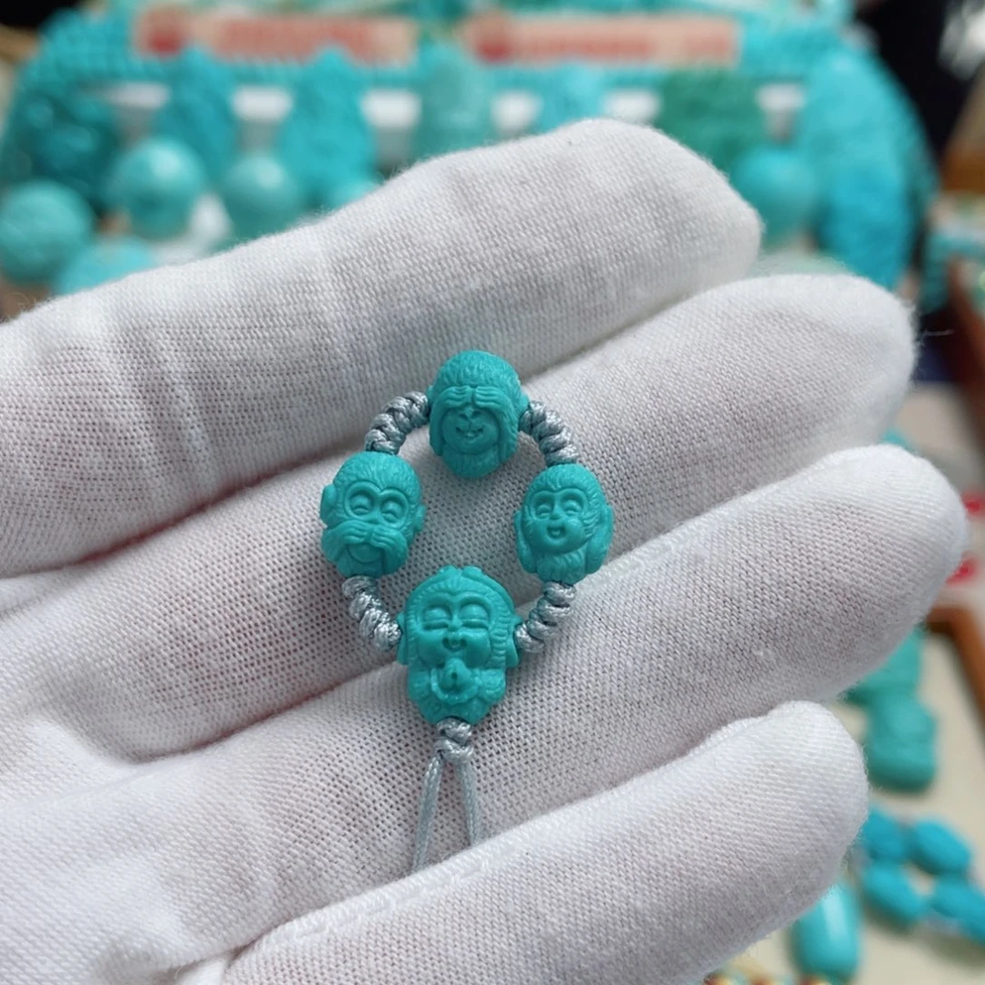 辰***瑜绿松石未镶嵌珠宝奇石