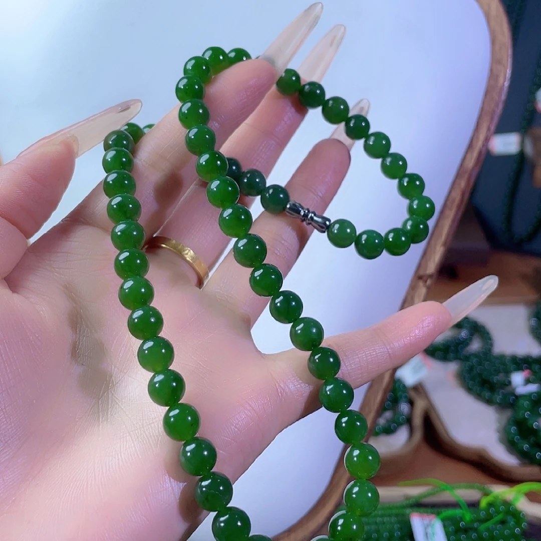 和田玉（碧玉）未镶嵌颈饰