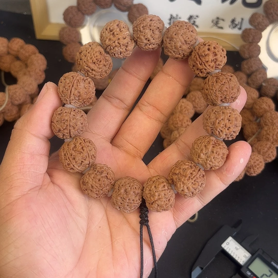 吊坠金刚菩提21蜂王