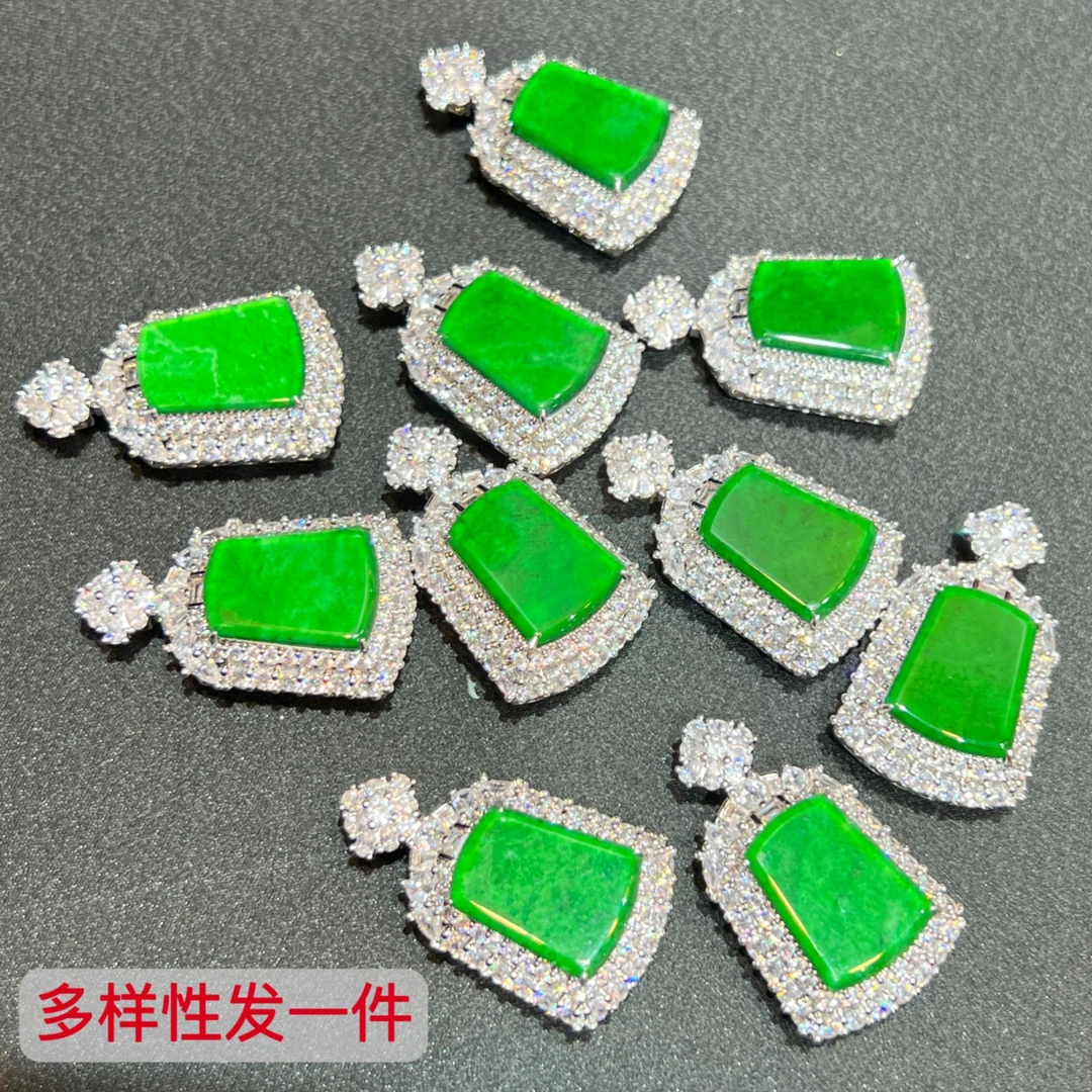 【红旭玉麟】天然翡翠A满绿无事牌吊坠 多样性发一件