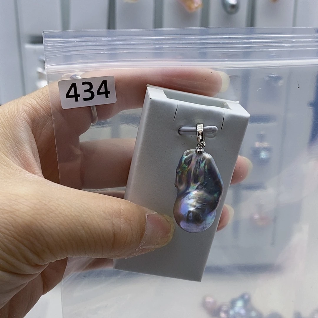 颈饰合金淡水珍珠