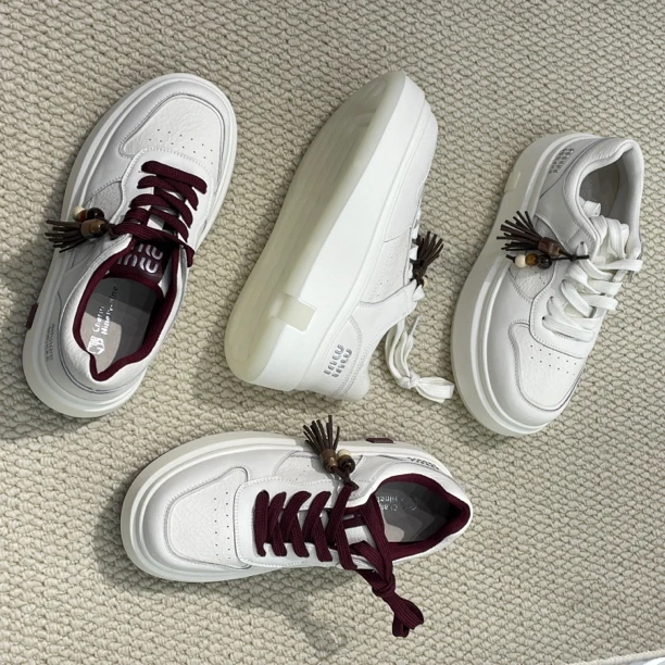 厚底皮加绒增高防滑休闲板鞋女款秋冬适用