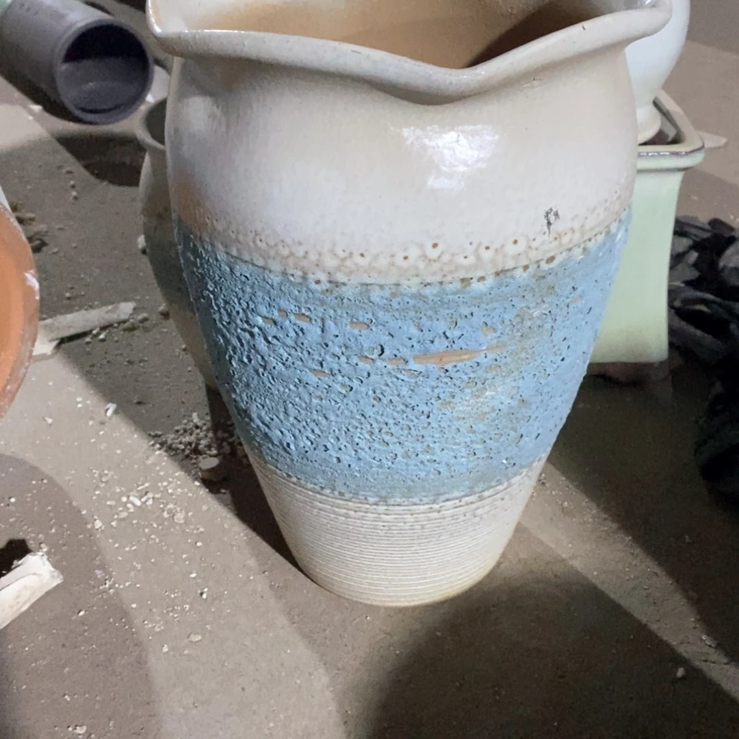 红陶瑕疵21/31；vjff