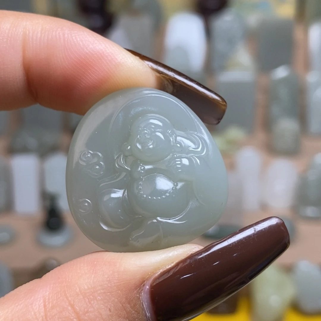 颈饰未镶嵌和田玉