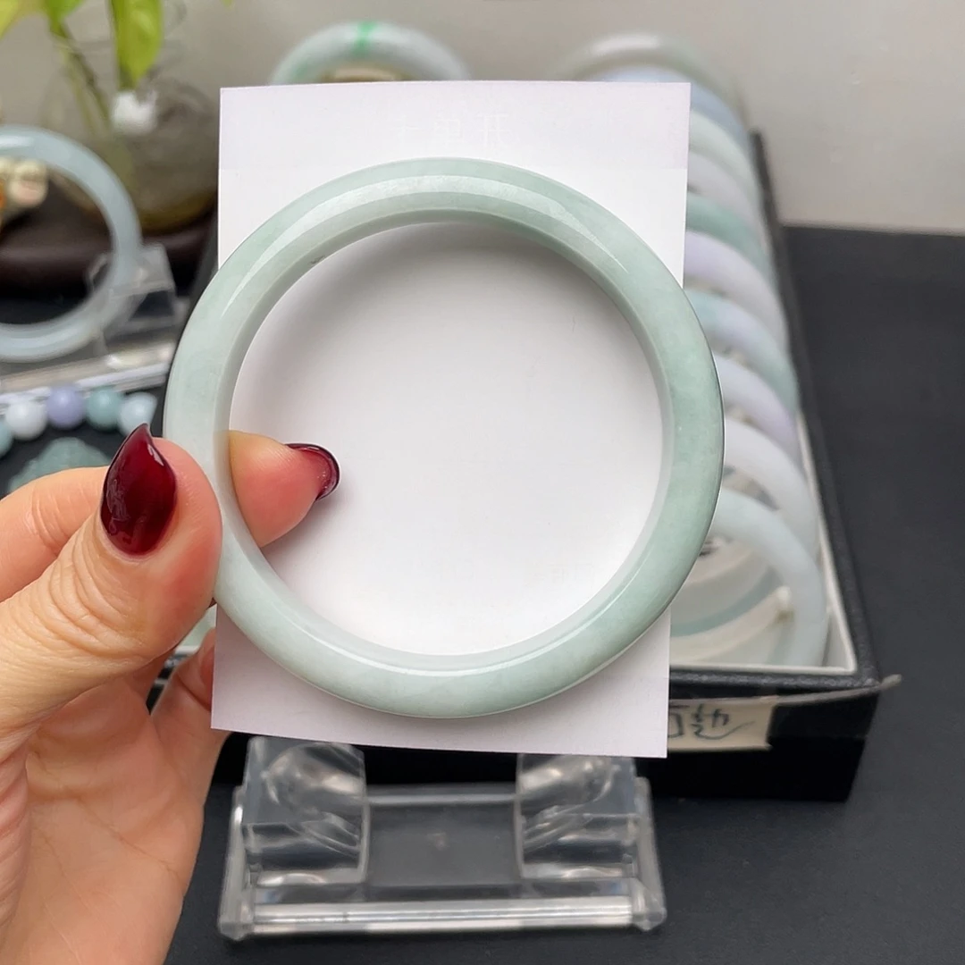 翡翠手镯未镶嵌58.4正圈有纹