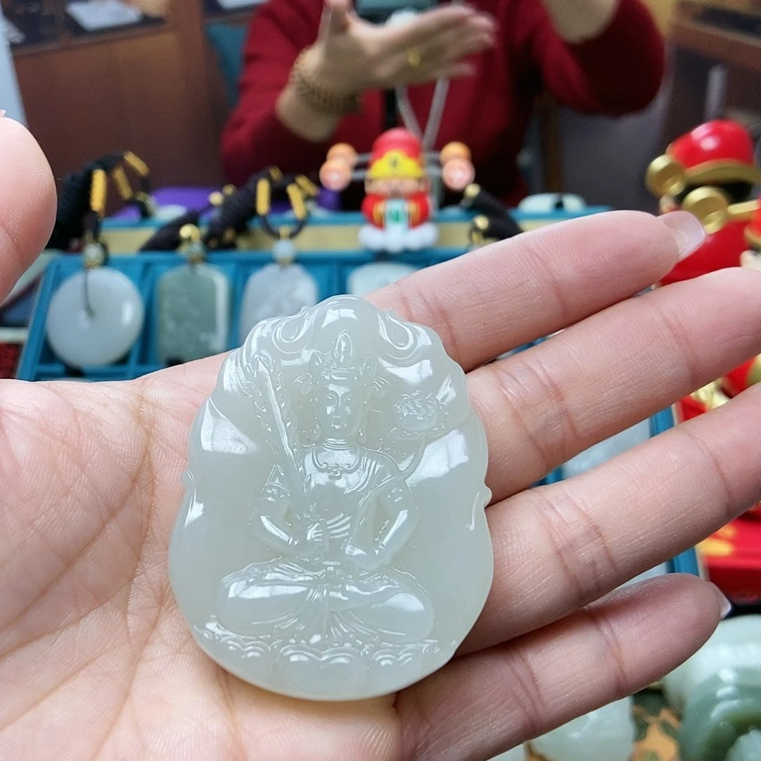 和田玉颈饰未镶嵌阿*