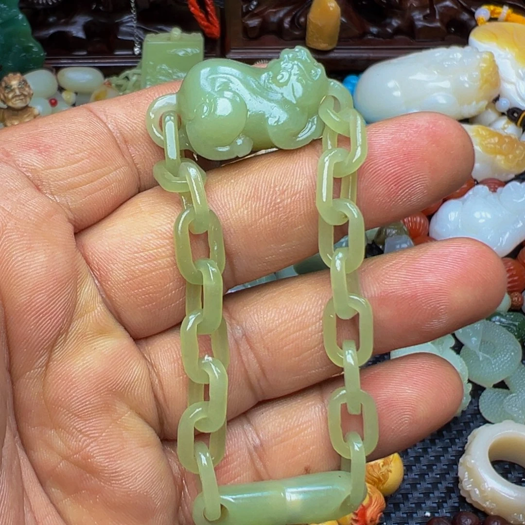 未镶嵌和田玉挂件