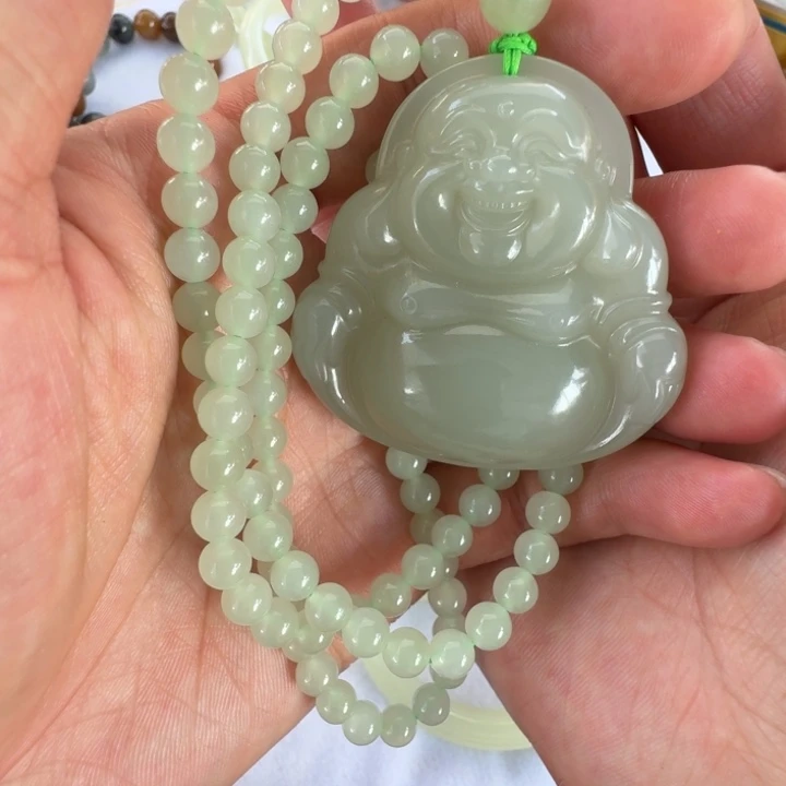 和田玉未镶嵌颈饰少*奶