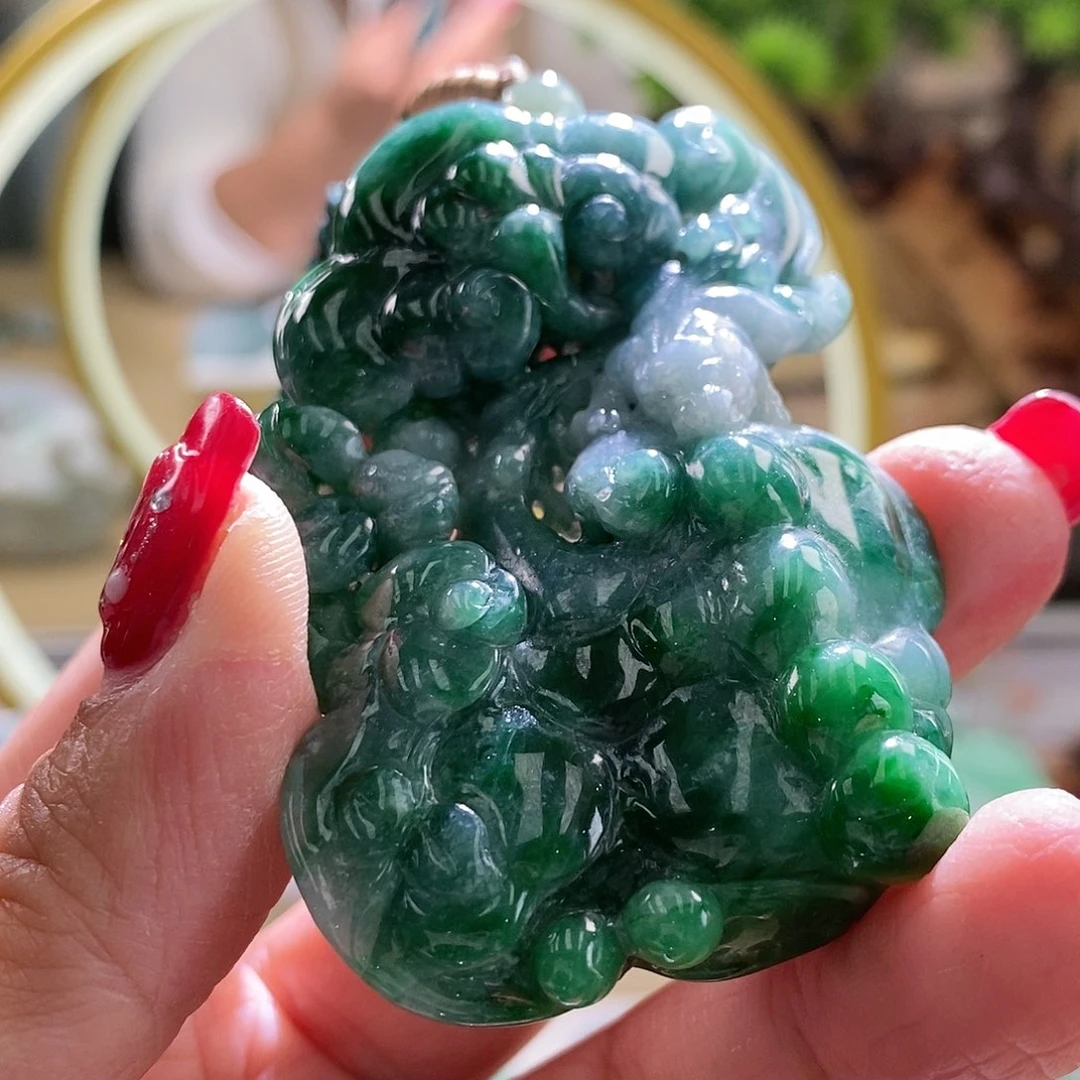 【闪购商品】翡翠颈饰未镶嵌如意