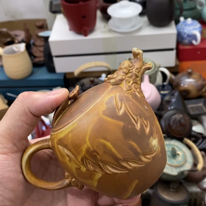 陶瓷艺术品及陶瓷壶壶