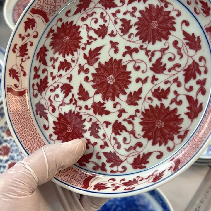 陶摆件釉里红缠枝莲壶承发两个