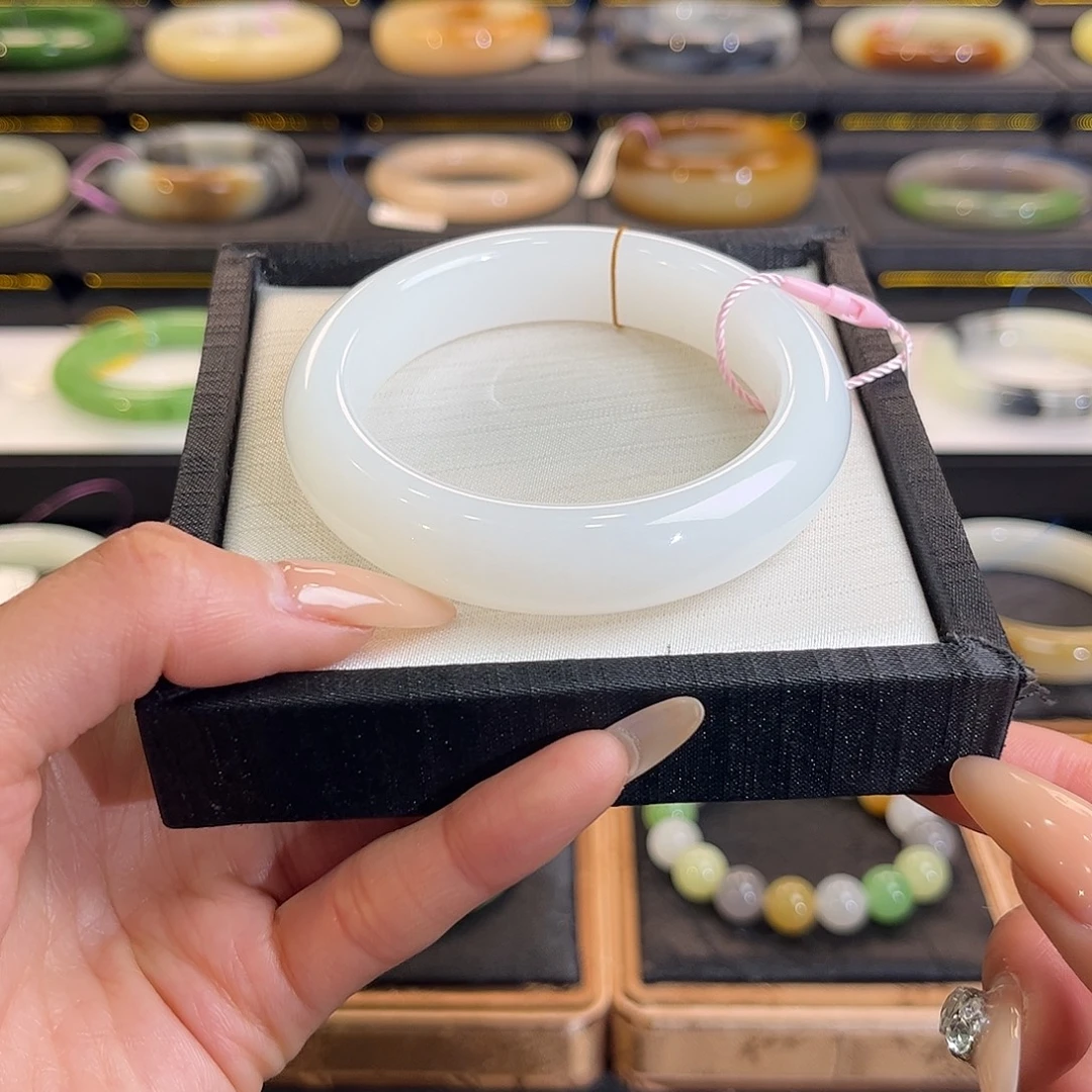 和田玉未镶嵌手镯55 56羊脂白